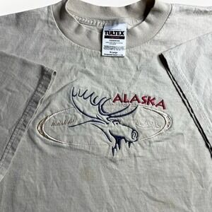 Vintage Alaska Nature Animal Wildlife Moose Shirt Mens XL Brown Tultex Tag USA